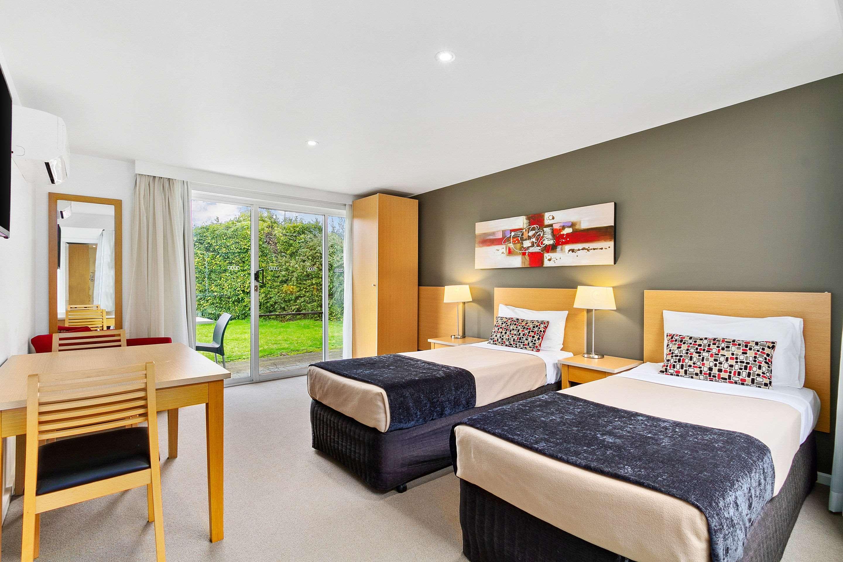 Quality Inn & Suites Траралгон Екстериор снимка