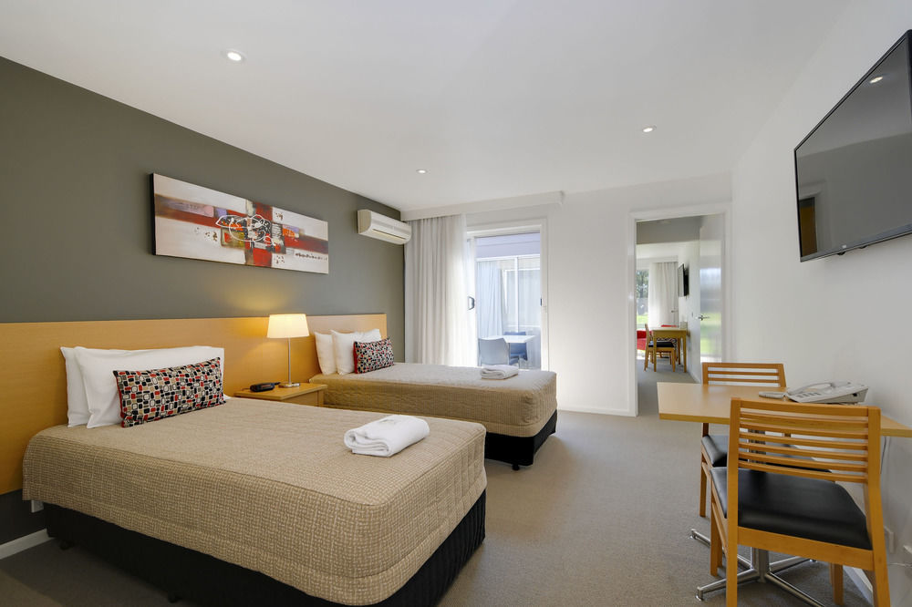 Quality Inn & Suites Траралгон Екстериор снимка