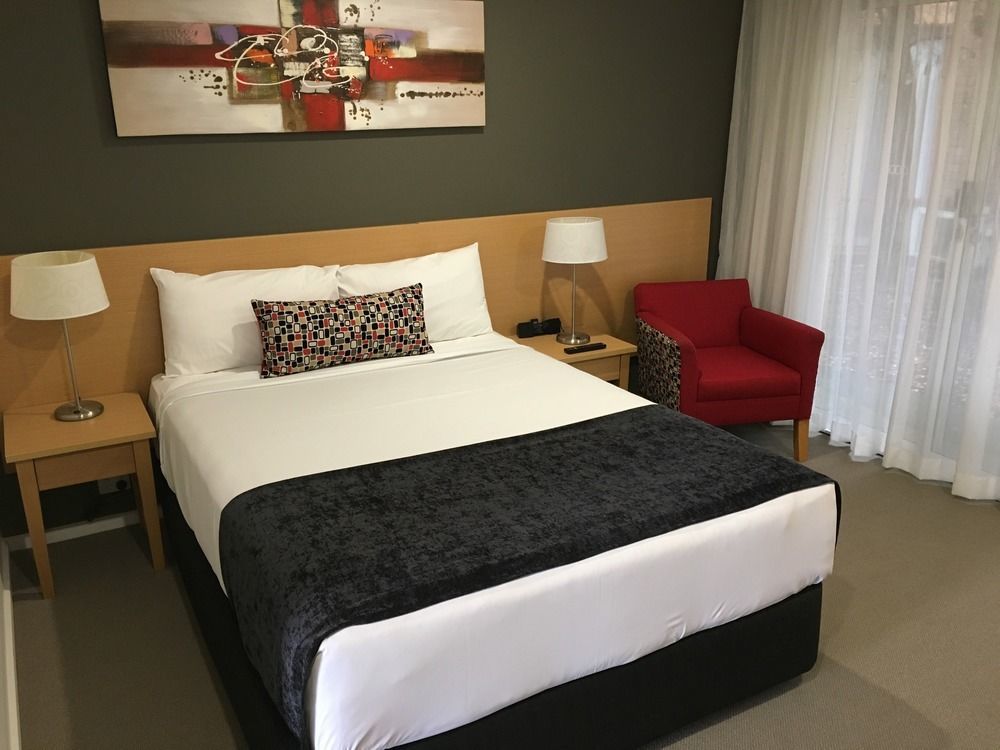 Quality Inn & Suites Траралгон Екстериор снимка